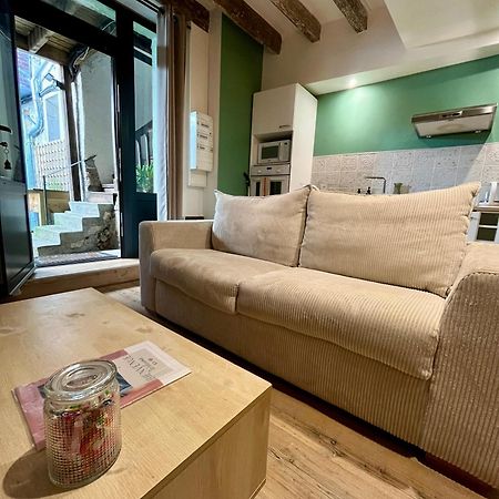 La Cour Chartraine - Cosy Appartement Avec Cour Exterieur A Blois Bagian luar foto