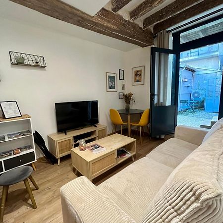 La Cour Chartraine - Cosy Appartement Avec Cour Exterieur A Blois Bagian luar foto